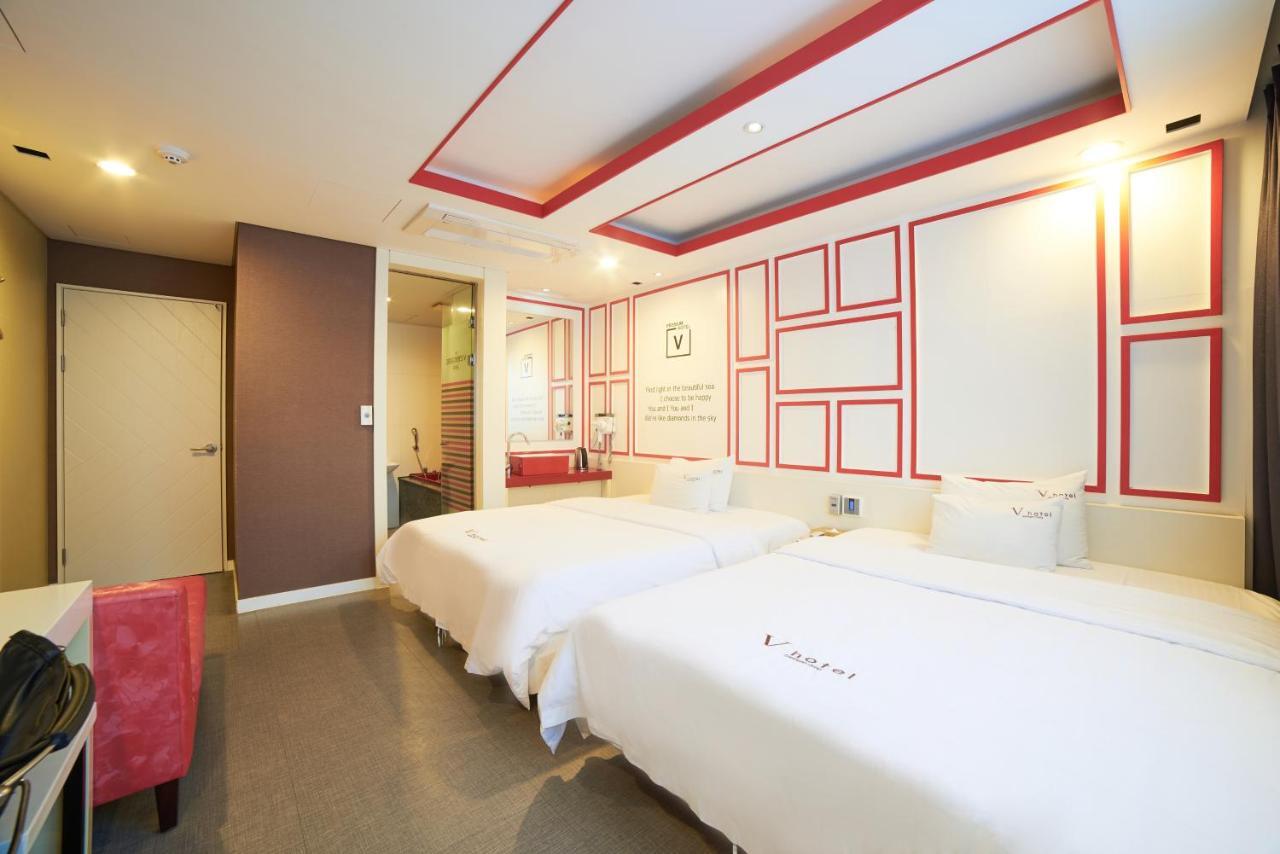Busan Premium V Hotel Exterior photo