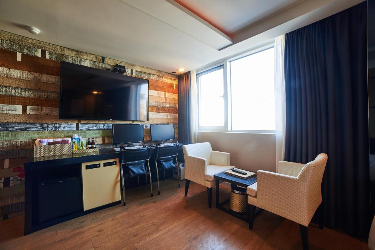 Busan Premium V Hotel Exterior photo