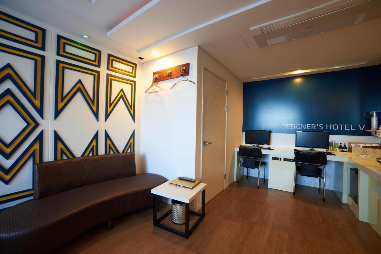 Busan Premium V Hotel Exterior photo
