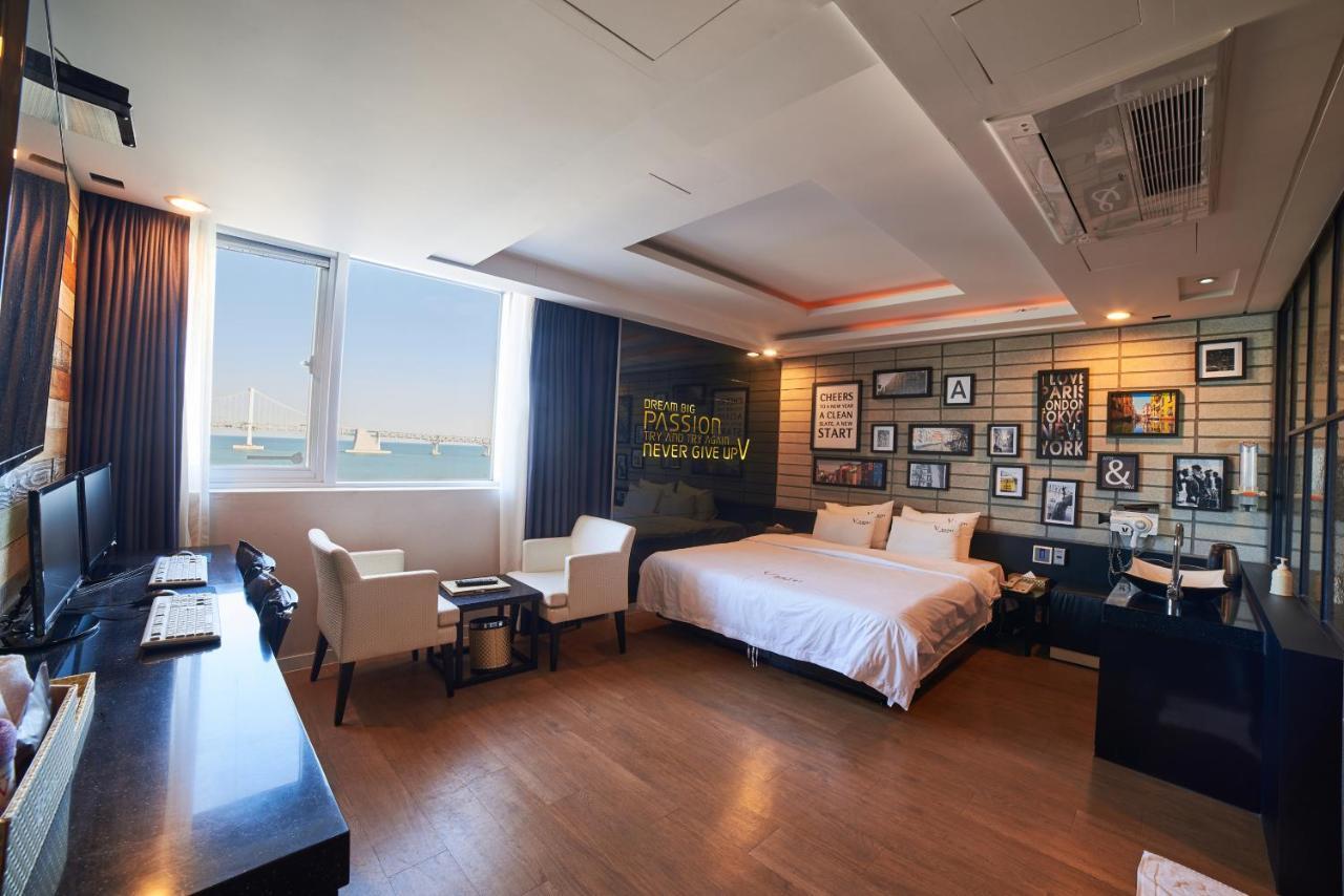 Busan Premium V Hotel Exterior photo