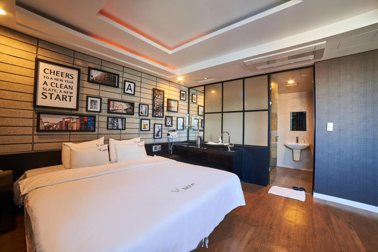 Busan Premium V Hotel Exterior photo