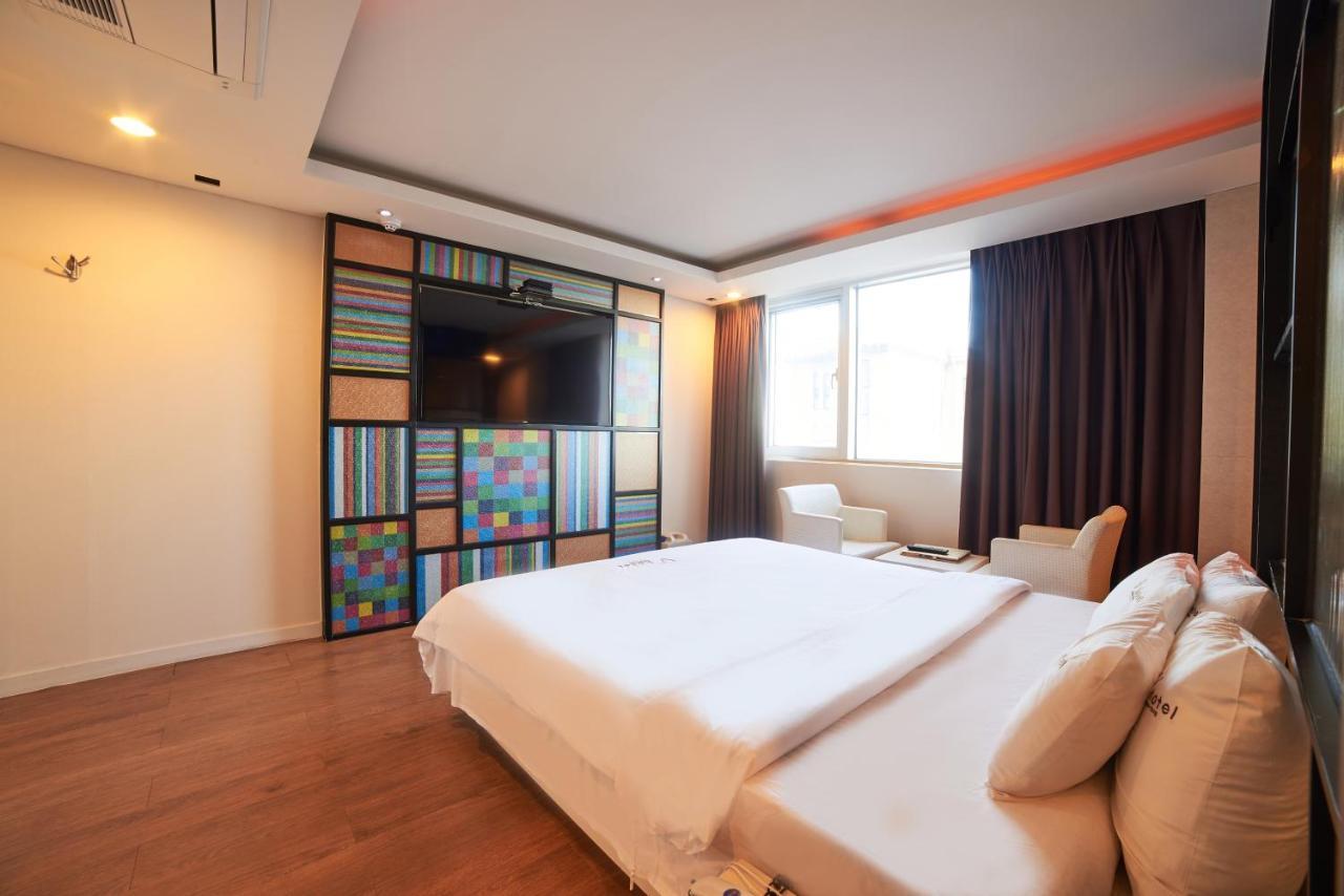 Busan Premium V Hotel Exterior photo